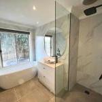 Bathroom remodeler M&L Bathroom Renovations Melbourne Melbourne